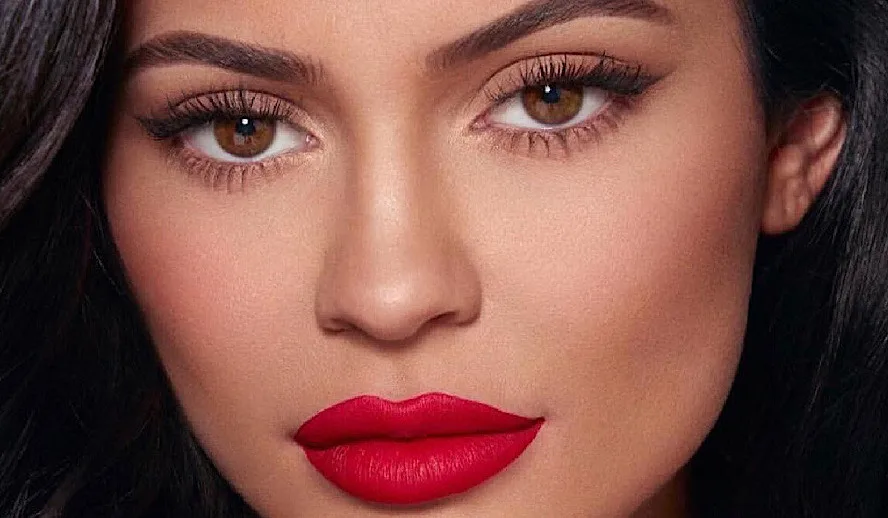 Hollywood Insider Feature Kylie Jenner Billionaire, Kylie Cosmetics