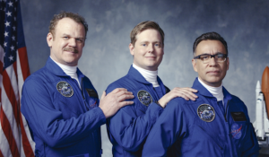 Hollywood Insider Moonbase 8 Review, Comedy, Space TV Series