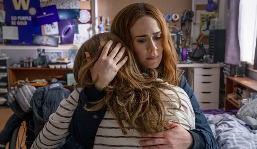 Hollywood Insider Run Sarah Paulson, Munchausen Syndrome, Hulu Hollywood Insider Run Sarah Paulson, Munchausen Syndrome, Hulu