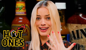 Hollywood Insider Hot Ones Review, Sean Evans, Margot Robbie Interviews