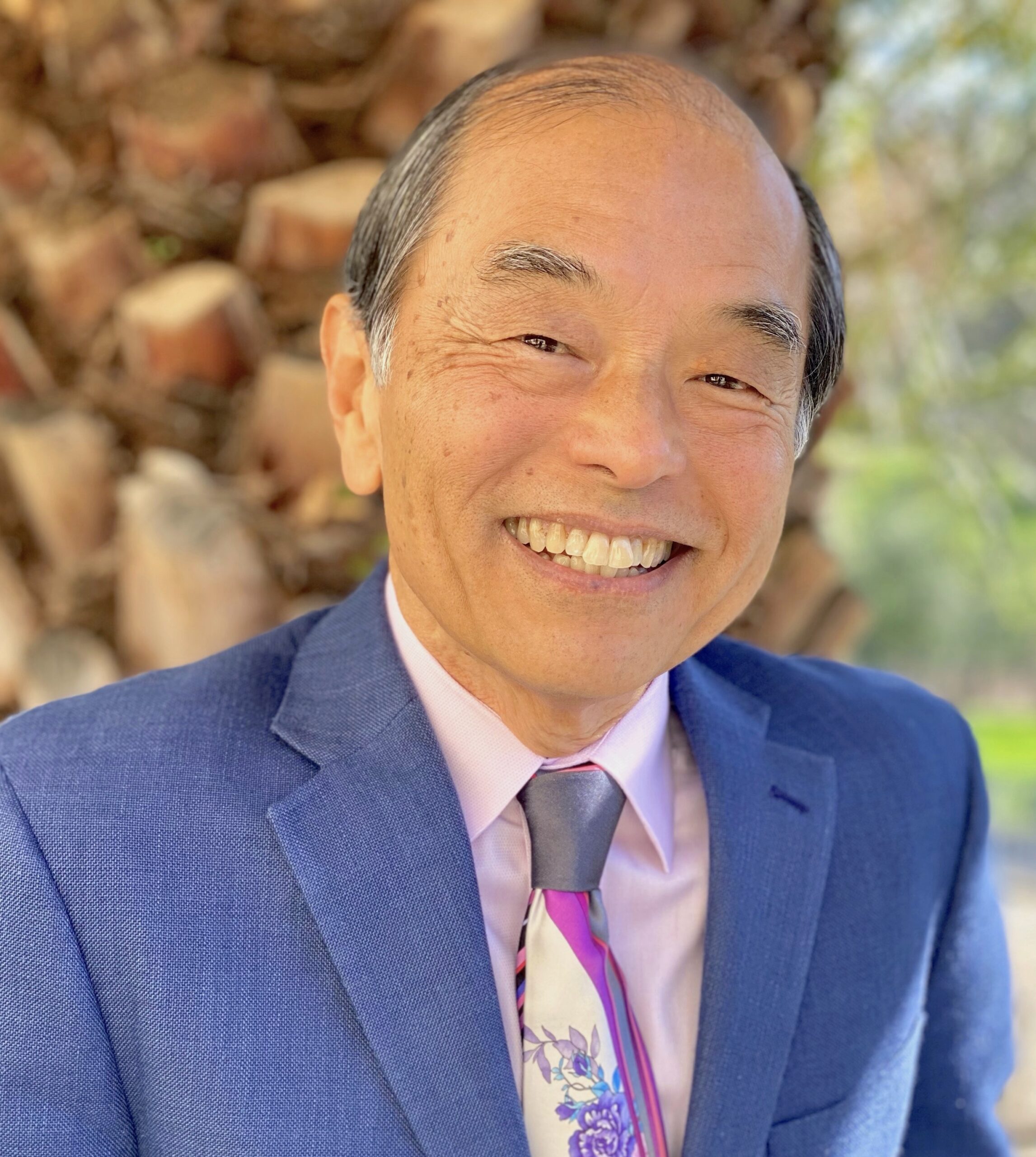 Michael J Tamura