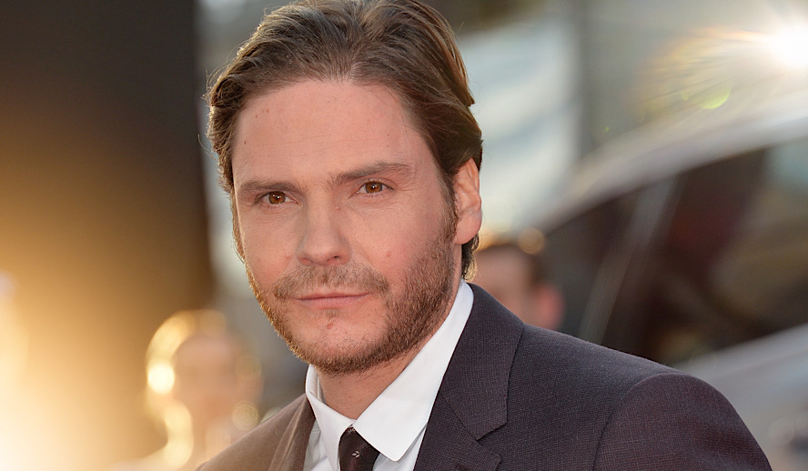 The Rise and Journey of Daniel Bruhl: The Most Talented Polyglot Actor In the Industry