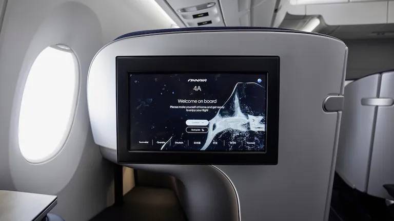 The Hollywood Insider Finnair Business Class Luxury-09