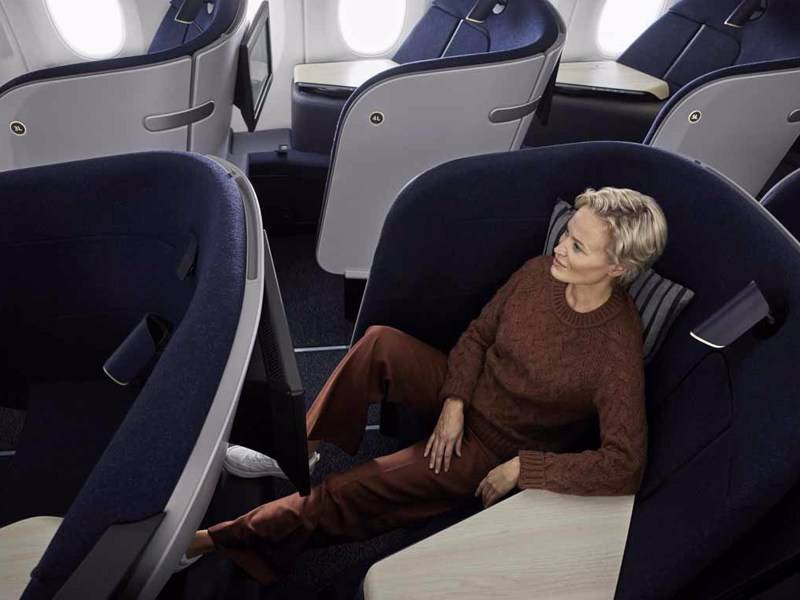 The Hollywood Insider Finnair Business Class Luxury-14